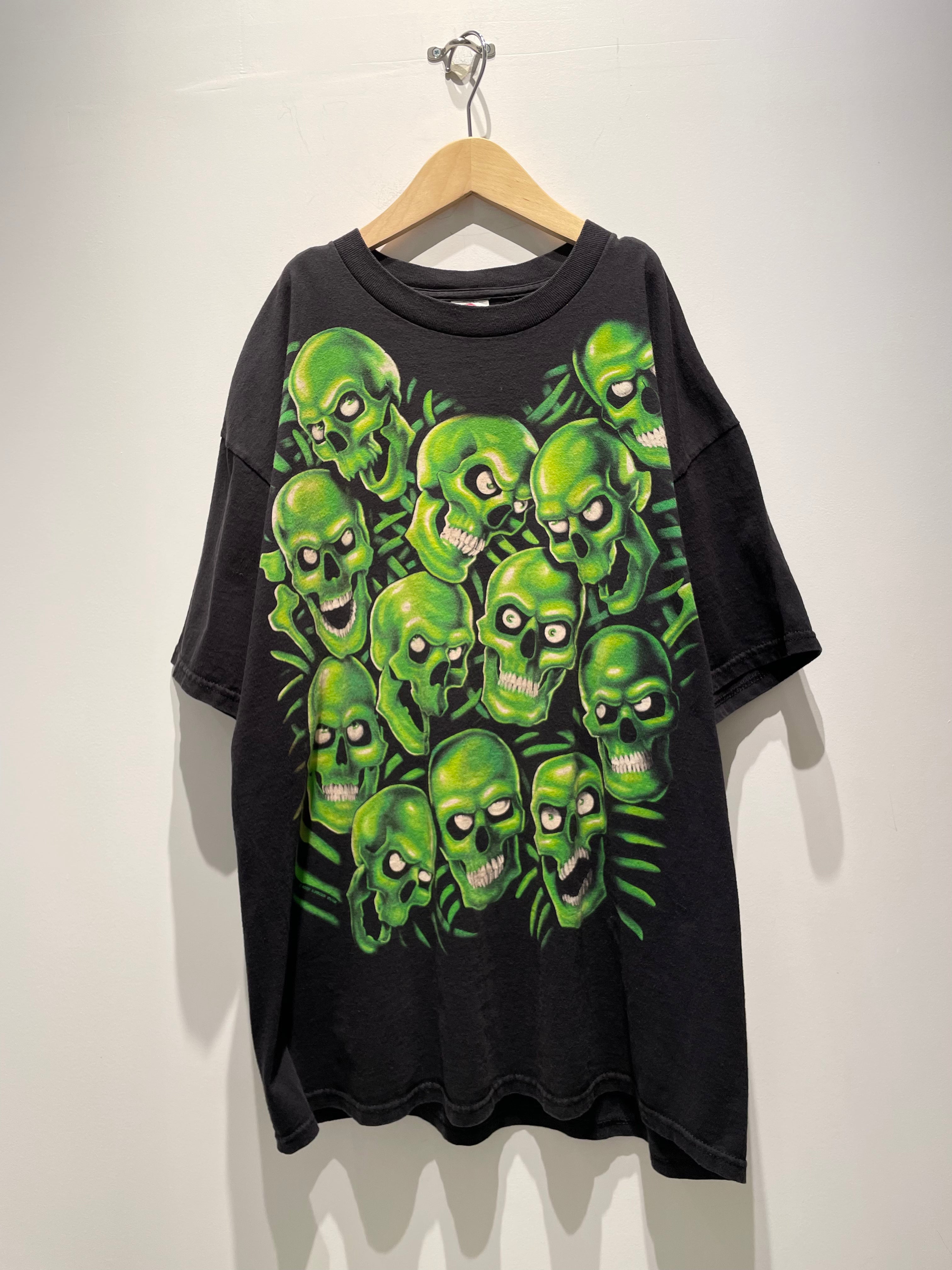 古着】©️2001 Liquid Blue Skull Pile リキッドブルー スカルパイル 総柄 Tシャツ – UNION originals