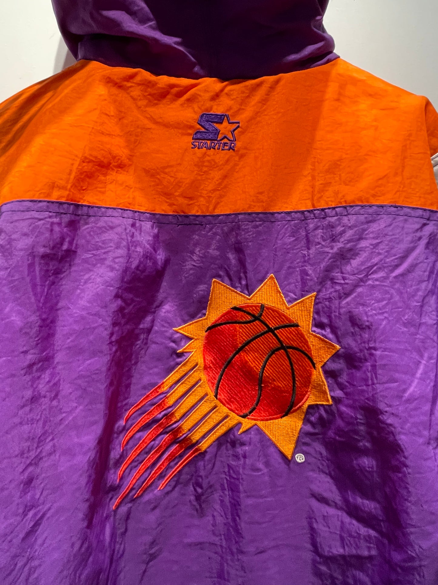 【古着】90's NBA フェニックス・サンズ Phoenix Suns ナイロン 中綿 ハーフジップ アノラック ジャケット パープル 紫