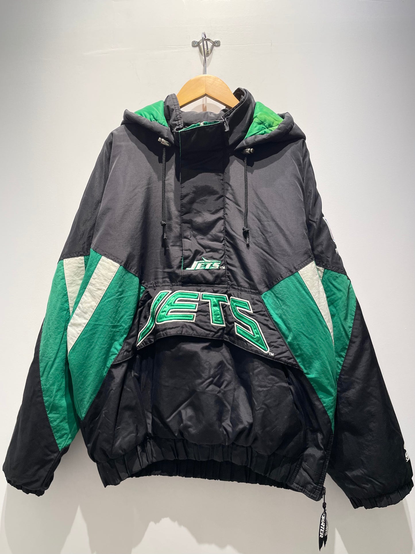 【古着】90's NFL ニューヨーク・ジェッツ New York Jets ナイロン 中綿 ジャケット ブラック グリーン 黒 緑