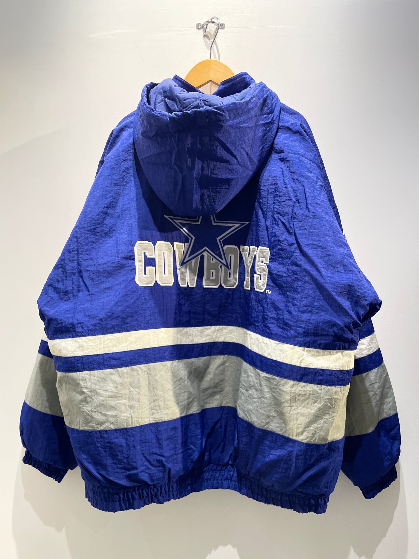 【古着】90's NFL ダラス・カウボーイズ Dallas Cowboys ナイロン 中綿 ハーフジップ アノラック ジャケット ブルー 青