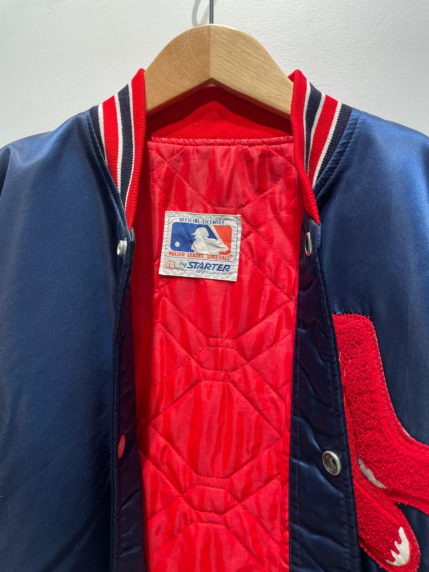 【古着】90's MLB ボストン・レッドソックス スタジャン ナイロン ジャケット バーシティジャケット