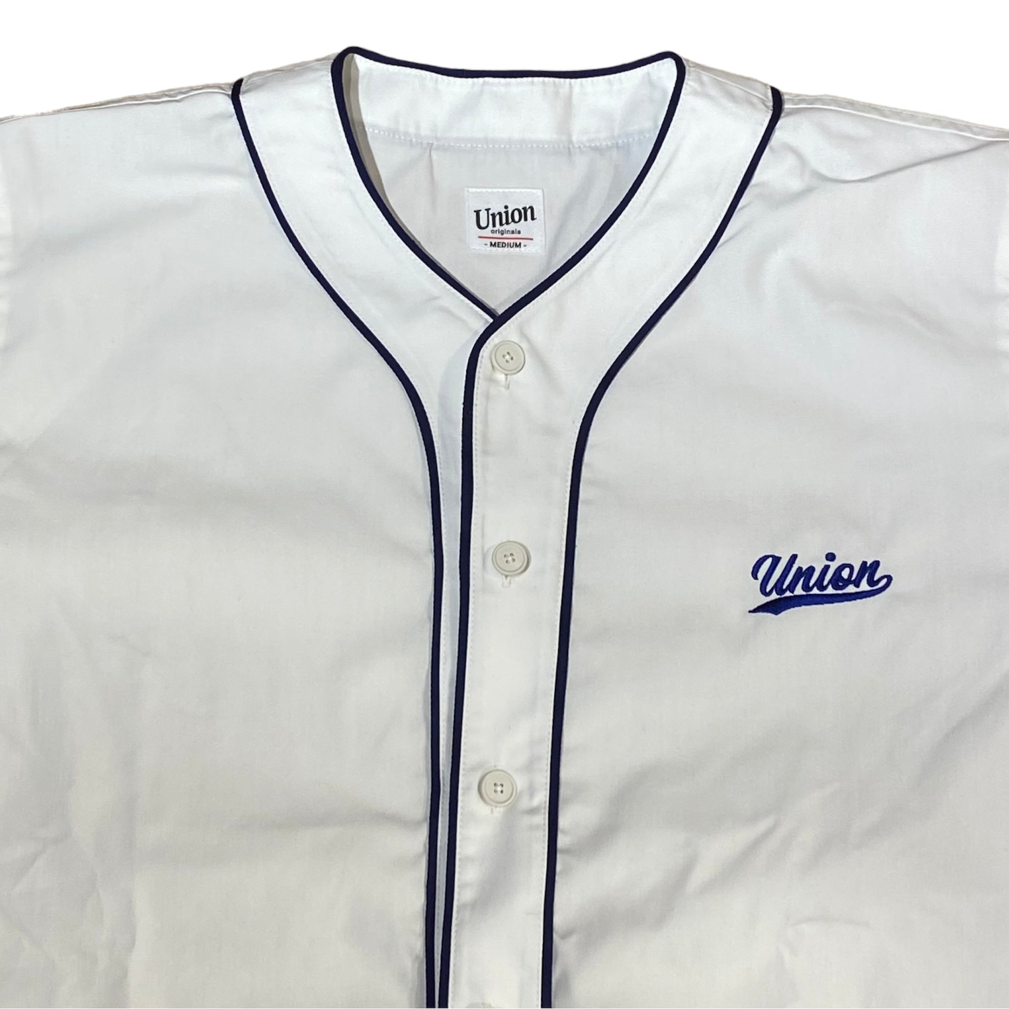 【UNION originals - ユニオンオリジナルス】League Logo Baseball Shirt/  White(リーグロゴベースボールシャツ/ホワイト）