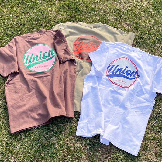 【UNION originals - ユニオンオリジナルス】League Logo T-shirt / Brown (リーグロゴ Tシャツ/ブラウン)